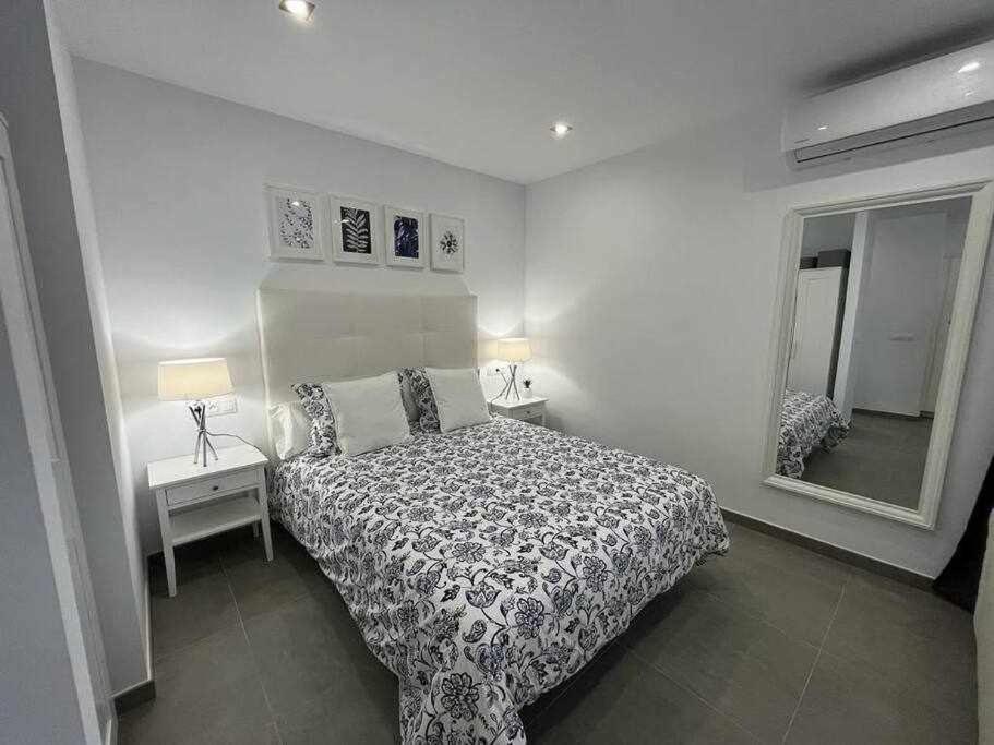 XXI E Apartamentos Morales & Arnal Ronda Buitenkant foto